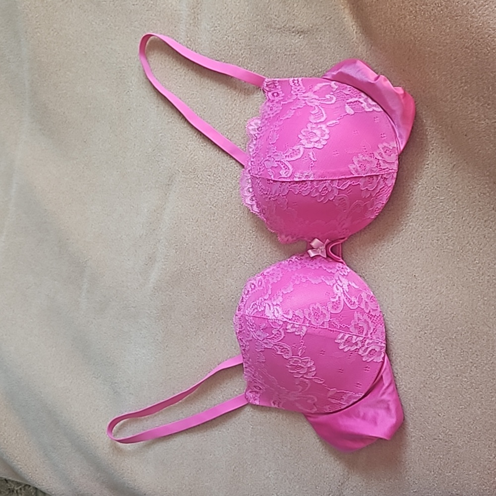 Pink slight push up